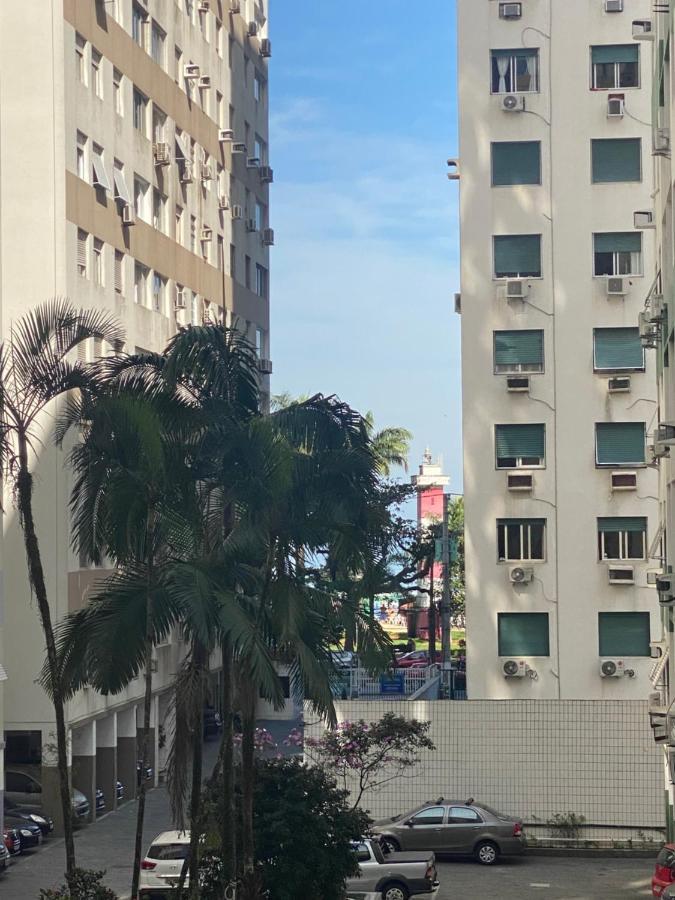 Apartamento Agradavel Em Santos Na Rua Da Praia. ภายนอก รูปภาพ